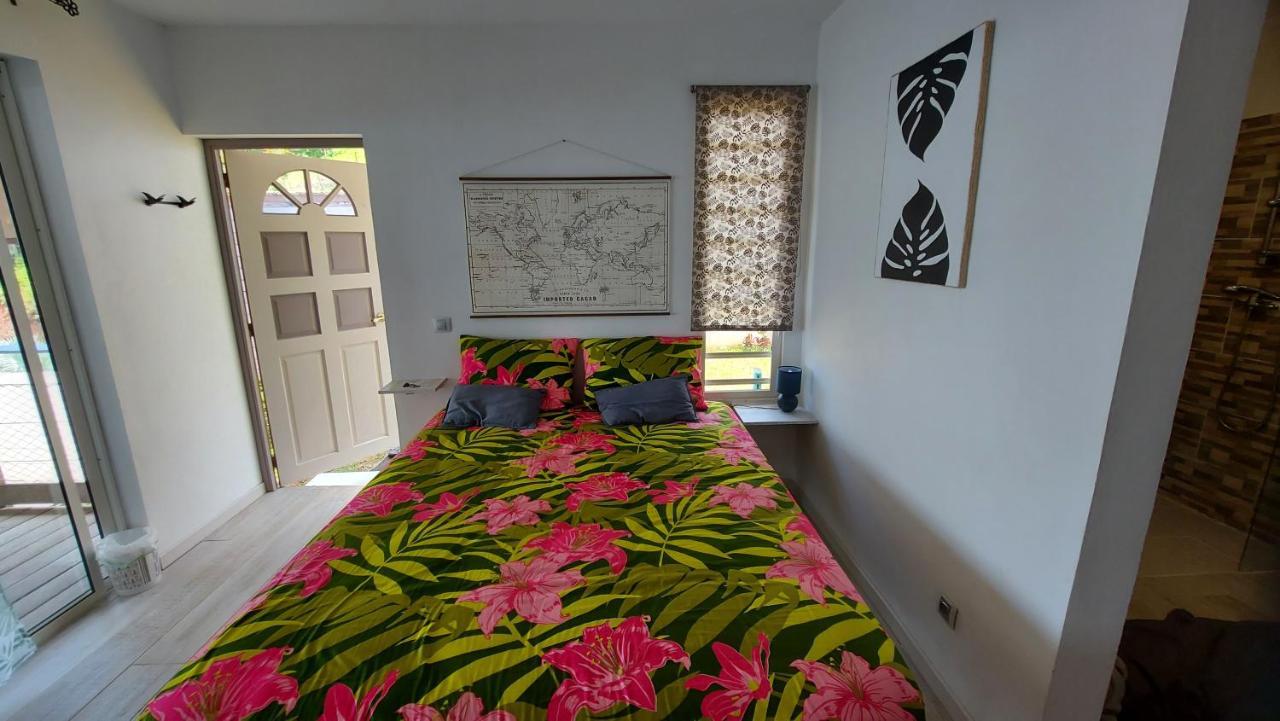Studio Vaimiti Pour 2 Personnes Vue Mer Et Moorea Fa'a'ā Extérieur photo
